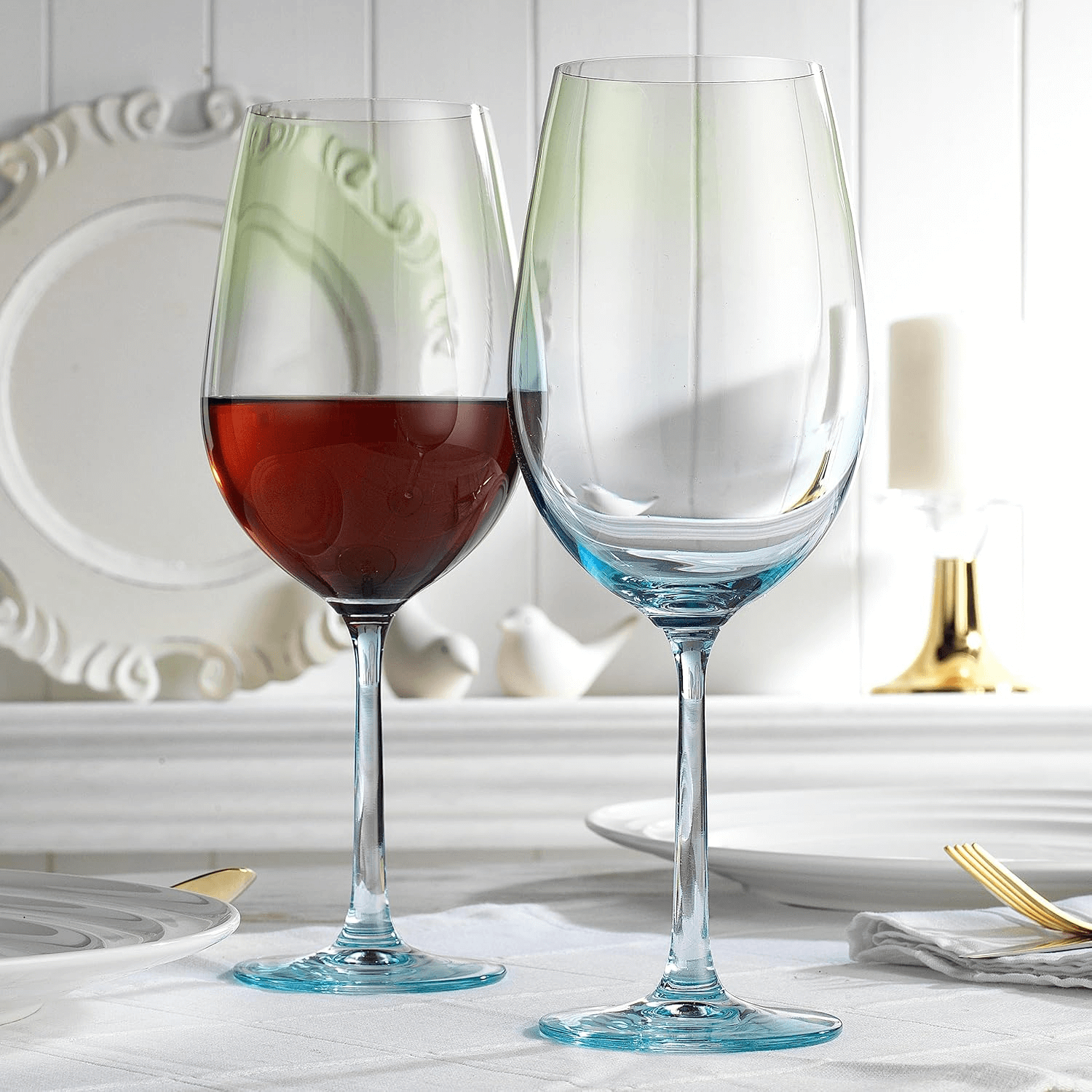 Ombre blue wine glasses set of 4, 26oz capacity, elegant triple-tone design.
