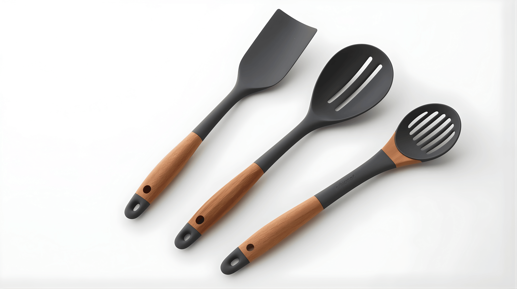 Are You Ruining Your Non-Stick Pans? 5 Reasons to Switch to a Silicone & Wood Utensil Set