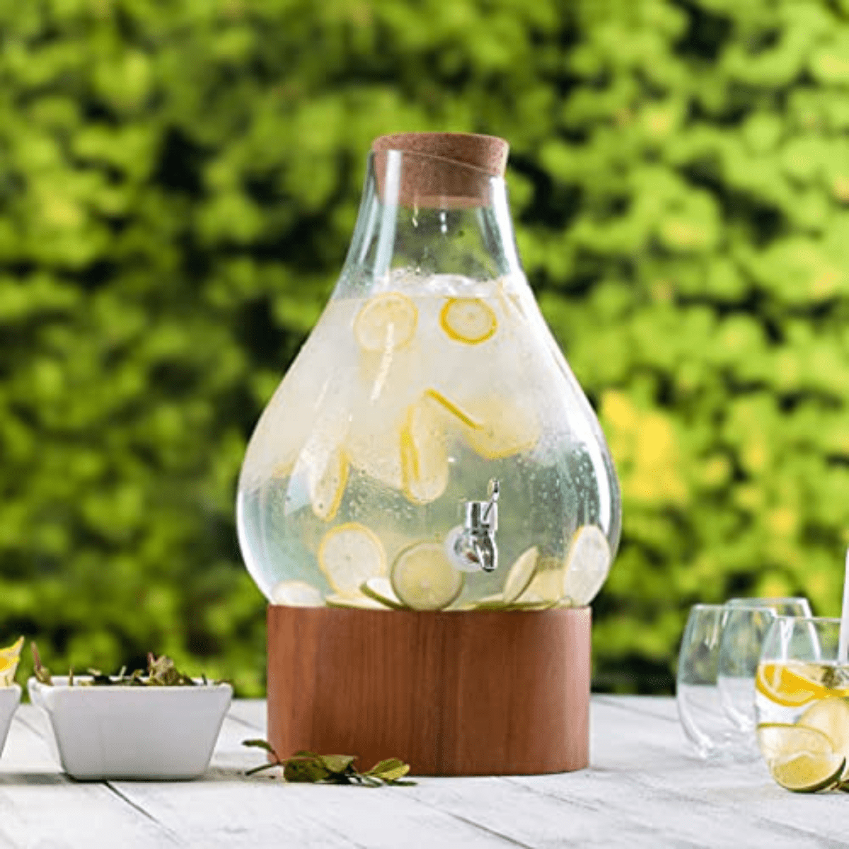 Classic Home Clear Glass Ice Cold Beverage Drink Dispenser - TableFab