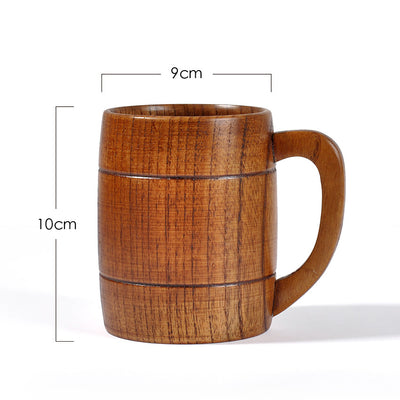 Wooden mug with dimensions indicated on a white background